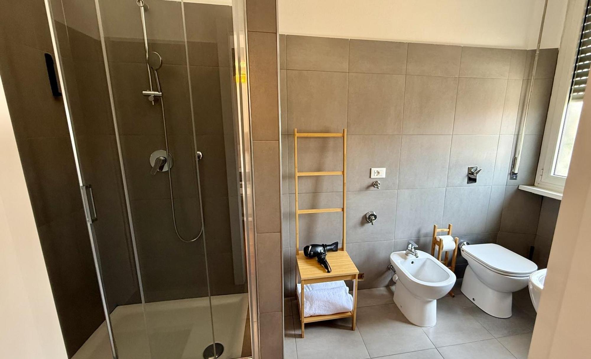 71 Guest house *